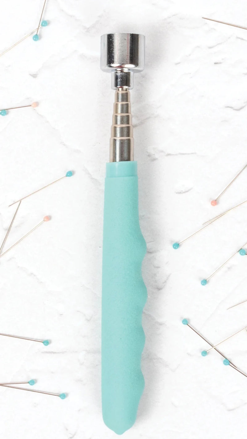 Sewing Magnet - Woven Modern Fabric Gallery